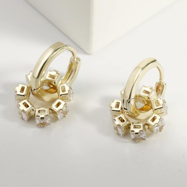 

Zircon Decor Earrings, Gold