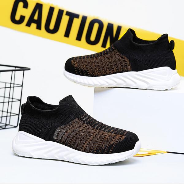 

Boys Knit Detail Slip On Sneakers, Black