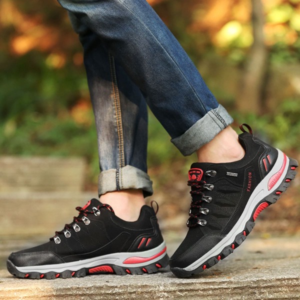 

Men Lace-up Front Hiking Shoes, Black
