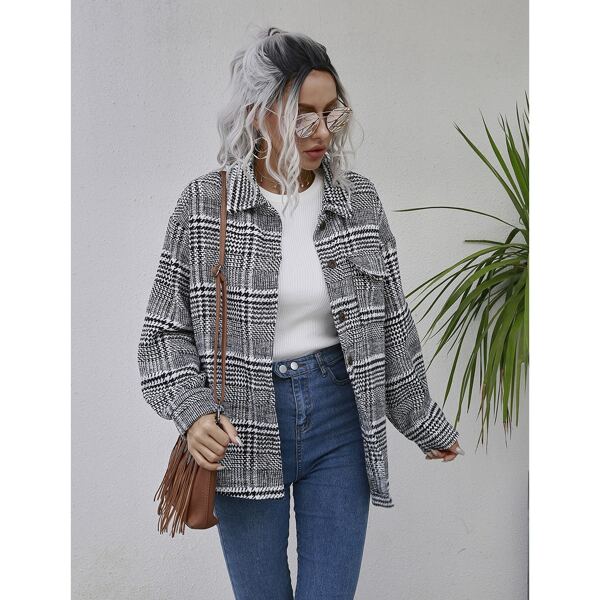 

Plaid Flap Pocket Overcoat, Black and white