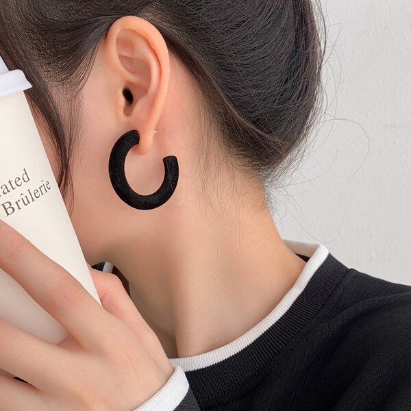 

Simple Open Hoop Earrings, Black