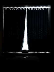 1pc Leaf Pattern Curtain, Modern Polyester Blackout Curtain For Bedroom And Living Room - Multicolor - View 3
