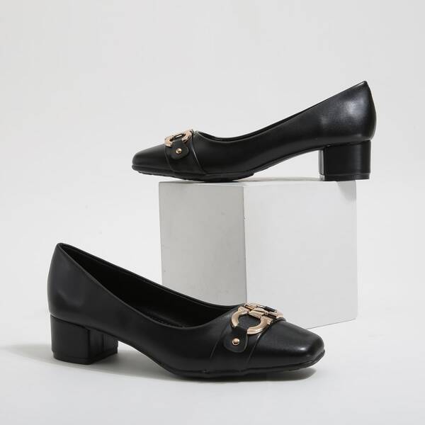 

Chain Decor Chunky Court Heels, Black