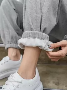 DAZY Túi nghiêng Chi tiết vá Lót nhiệt Quần thể thao - Xám - Xem 2