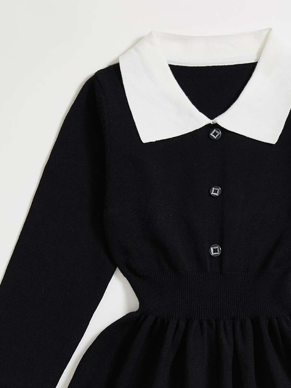 Tween Girl Contrast Trim Button Detail Sweater Dress