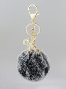 絨球裝飾字母吊墜鑰匙扣 - 彩色 - 查看 2