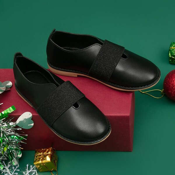 

Girls Minimalist Slip On Flats, Black