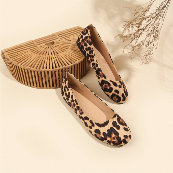 

Leopard Graphic Slip-On Ballet Flats, Brown