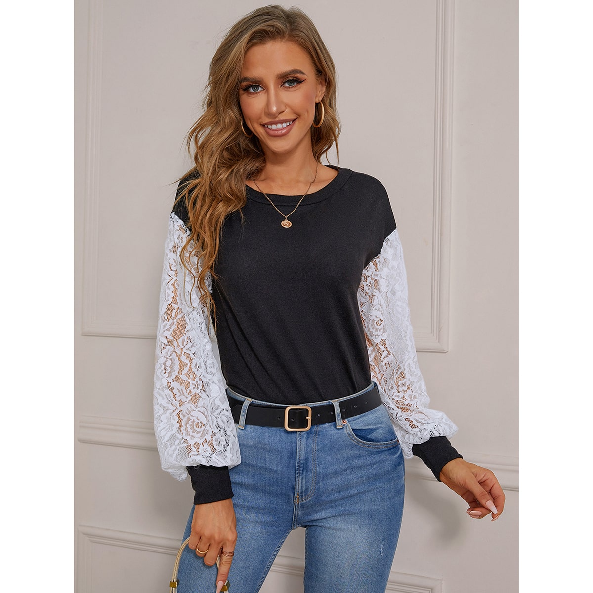 Топ с кружевной отделкой с рукавами-фонариками контрастный