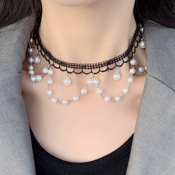 

Faux Pearl Decor Choker, Black