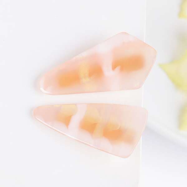 

2pcs Geometric Hair Clip, Multicolor