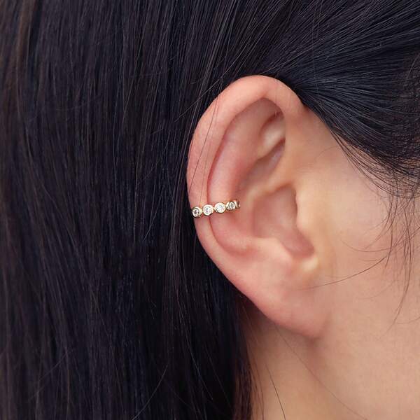 

Zircon Decor Ear Cuff, Gold