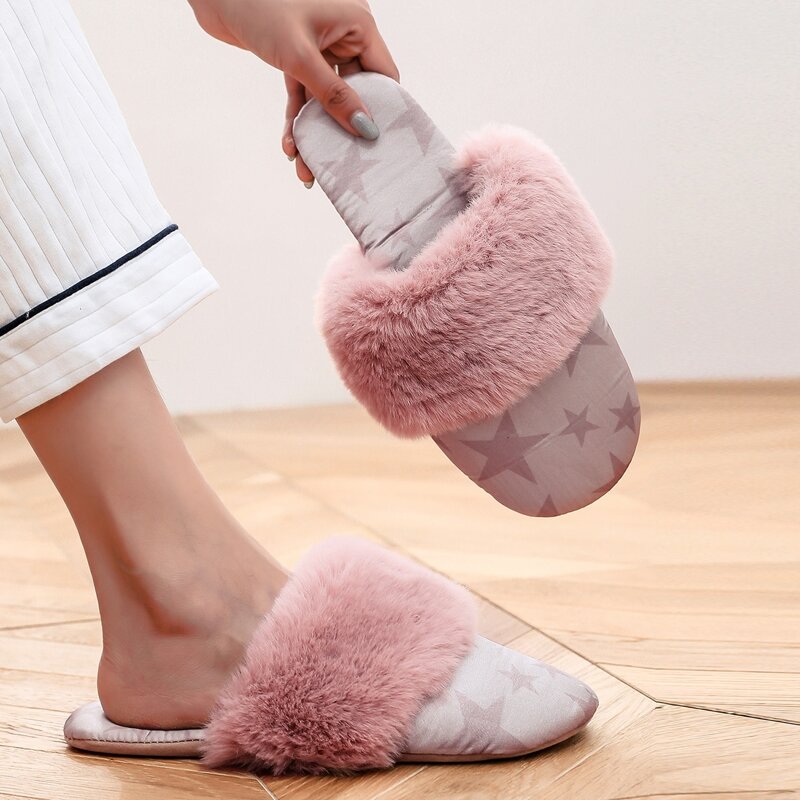 

Star Graphic Fluffy Bedroom Slippers, Pink