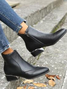 Ladies' Fashionable Side Zipper Boots,Women's winter warm small pointed matte black ankle boots, small chunky heel party street versatile short boots - Black - View 3