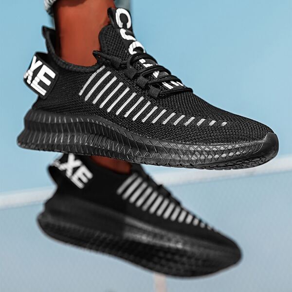 

Men Breathable Lace-up Front Running Shoes, Black