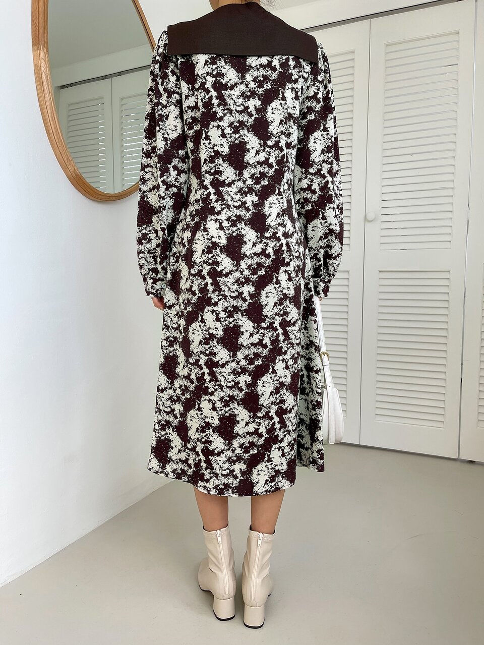Allover Print Bishop Sleeve Dress With Removable Collar
