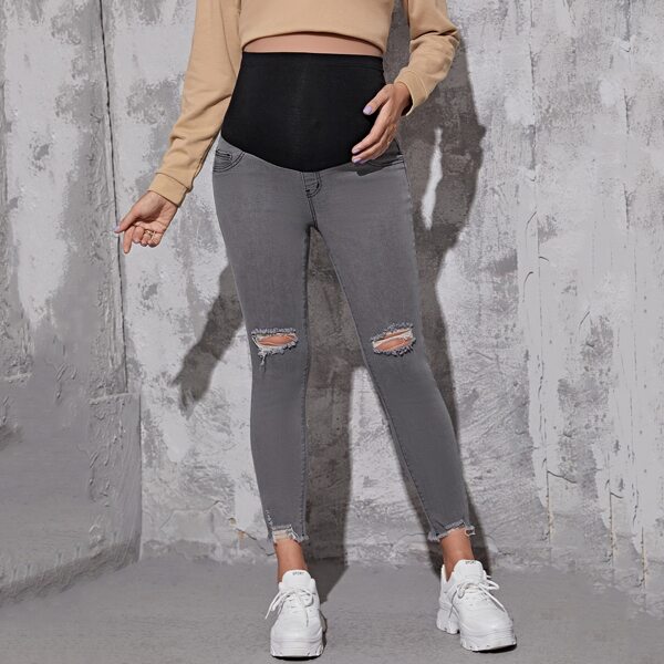

Maternity Ripped Detail Skinny Jeans, Grey