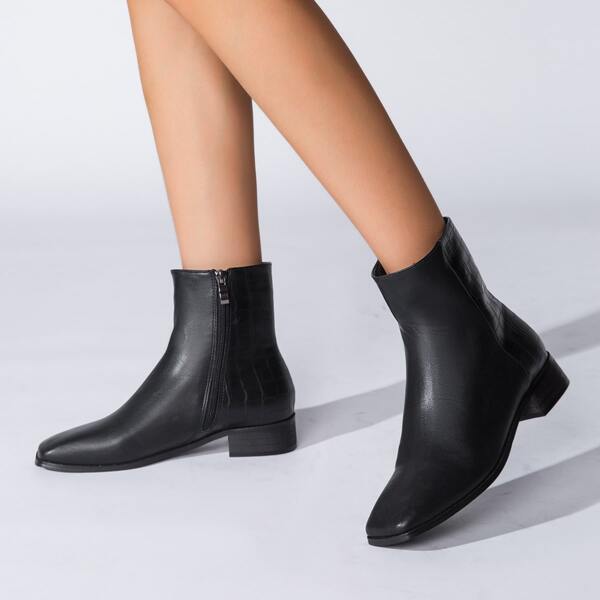 

Minimalist Crocodile Embossed Side Zipper Classic Boots, Black