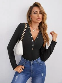 RueChic 前紐扣條紋針織T恤 - 黑色 - 查看 4