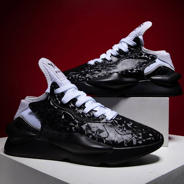 

Men Letter Graphic Lace-up Front Sneakers, Black