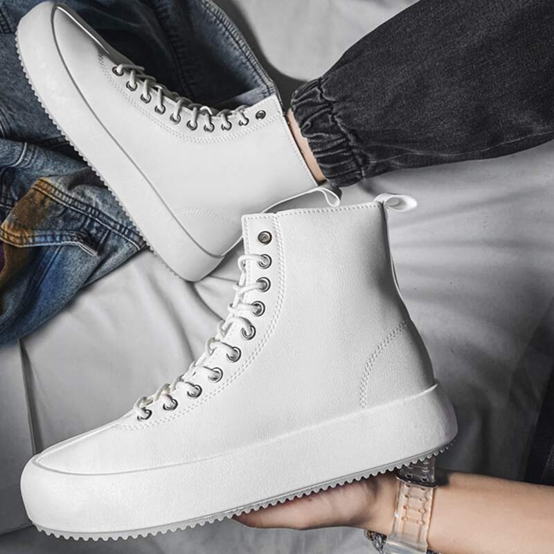 Guys Mini8Malist Lace-up Front Boots, White
