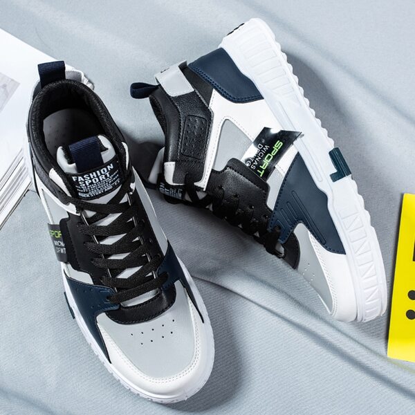 

Men Colorblock Lace-up Front Sneakers, Blue and white