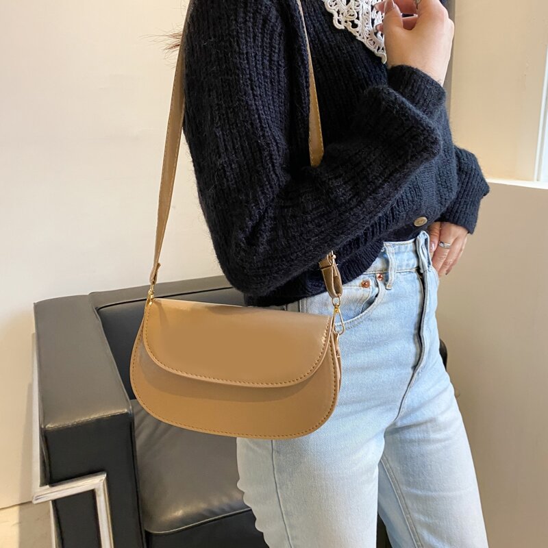 

Minimalist Crossbody Bag, Khaki