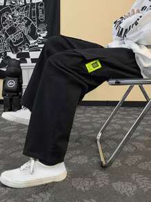 Manfinity Men Patched Flap Pocket Cargo Trousers - Black - View 5