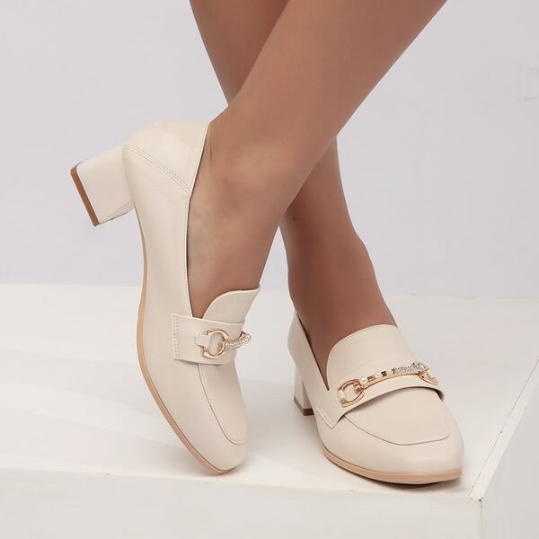 

Minimalist Snaffle Decor Loafers, Beige