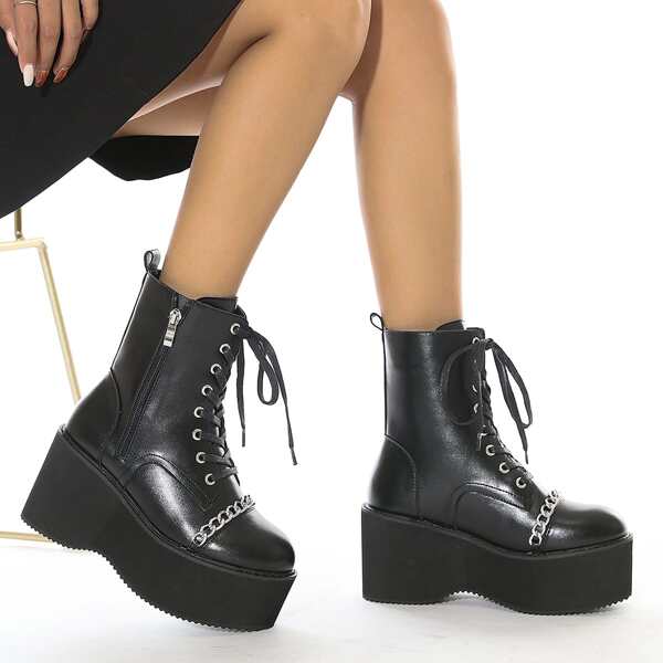 

Chain Decor Flatform Boots, Black