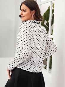 SHEIN Clasi 波點圖案繫帶領襯衫 - 白色 - 查看 2