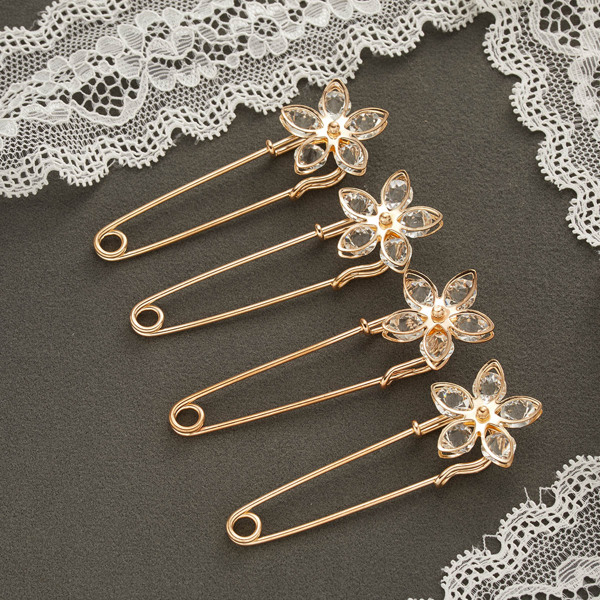 

4pcs Flower Decor Brooch, Multicolor
