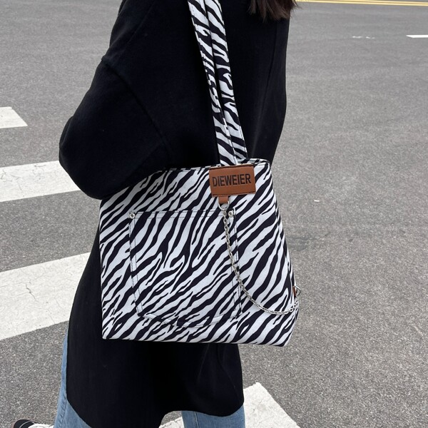 

Zebra Stripe Chain Decor Shoulder Tote Bag, Black and white