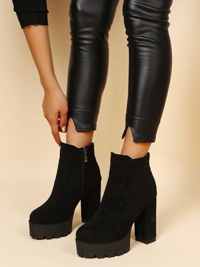 Fall/Winter 2025 Women's Black Simple Suede Thick Sole Boots With Side Zipper,Wear With Jeans,Platform Heels For Women