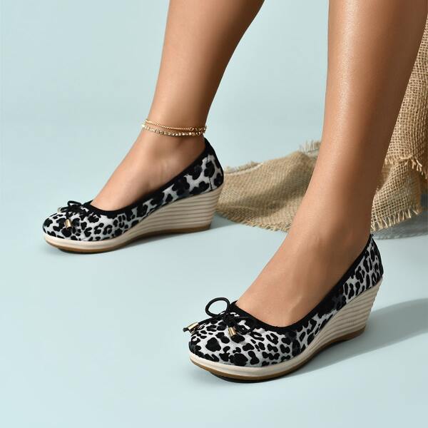

Leopard Graphic Bow Decor Wedge Shoes, Multicolor