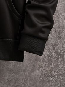 Manfinity Roghcode 男士人像和花卉圖案袋鼠口袋落肩袖抽繩連帽衫 - 彩色 - 查看 5