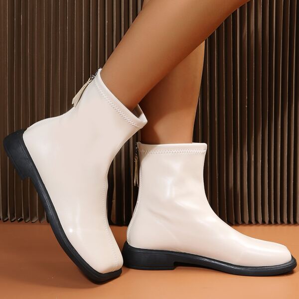 

Zip Back Classic Boots, White