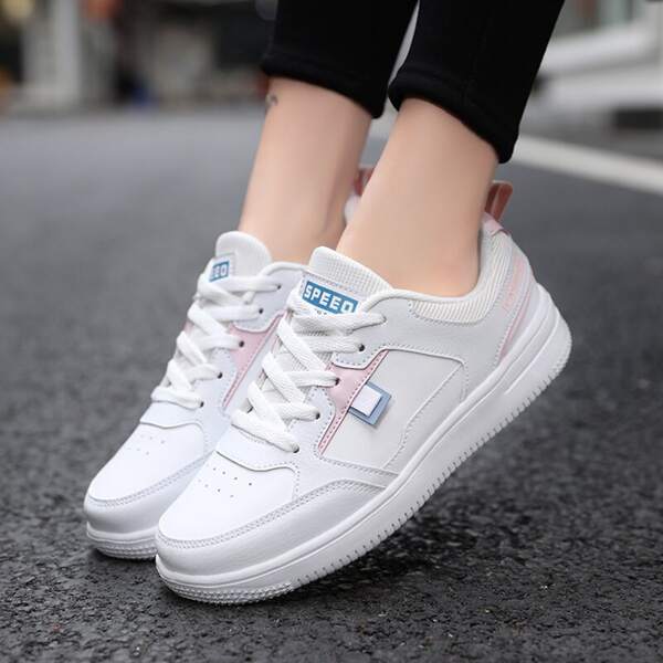 

Minimalist Lace-up Front Skate Shoes, White