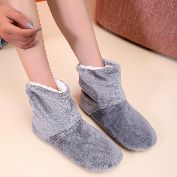 

Minimalist Slipper Boots, Grey