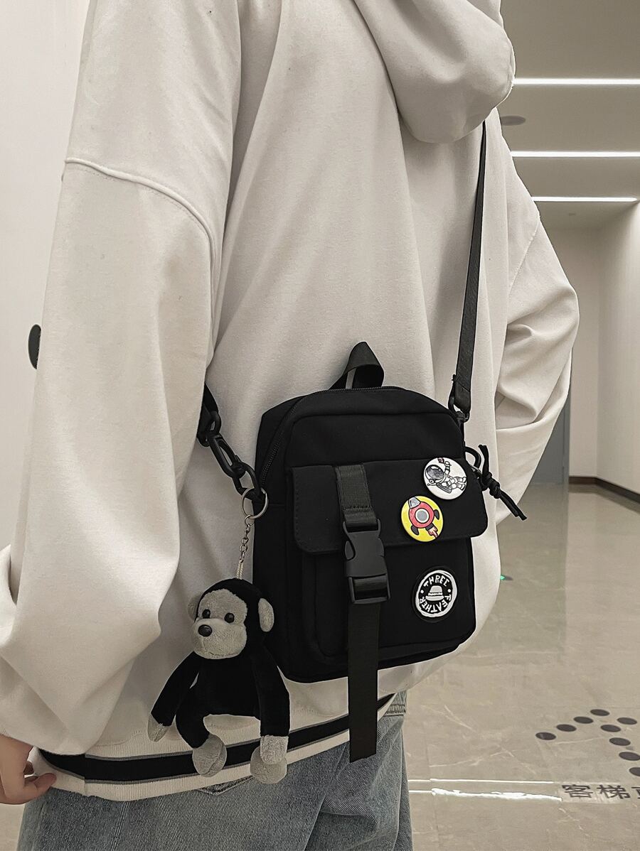 Học sinh trung học Đại học năm nhất Túi đeo vai đa năng Túi thường ngày Mini Men Doll Decor Túi vuông, Túi xách du lịch, đại học, ngoài trời, thể thao, đi làm Túi đeo chéo bằng nylon di động Túi đeo chéo thời trang cho nam Túi đeo chéo Túi đeo bên hông Túi đeo chéo mùa thu Túi đeo chéo hình trụ Quà tặng Halloween Giáng sinh Túi hét Túi mùa đông Túi nghỉ dưỡng Gói - màu đen - Xem 1