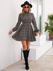 SHEIN LUNE Vestido con estampado de cintura fruncido - Negro - Ver 4