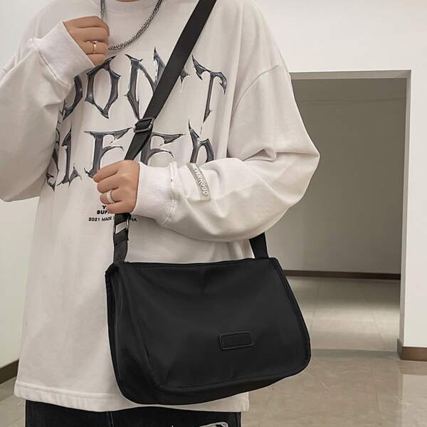 

Men Letter Patch Crossbody Bag, Black