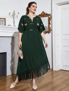Modelyn Plus Paisley Embroidery Notched Neck Butterfly Sleeve Fringe Hem Dress - Dark Green - View 4