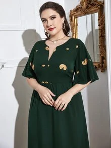 Modelyn Plus Paisley Embroidery Notched Neck Butterfly Sleeve Fringe Hem Dress - Dark Green - View 5