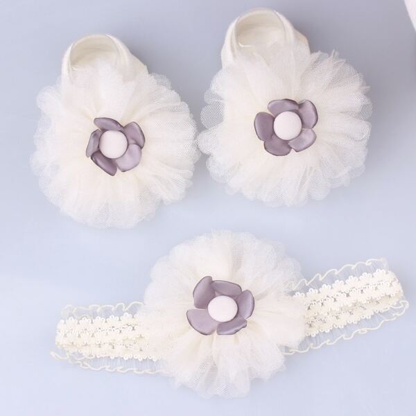 

Baby Mesh Flower Decor Headband & Socks, Beige
