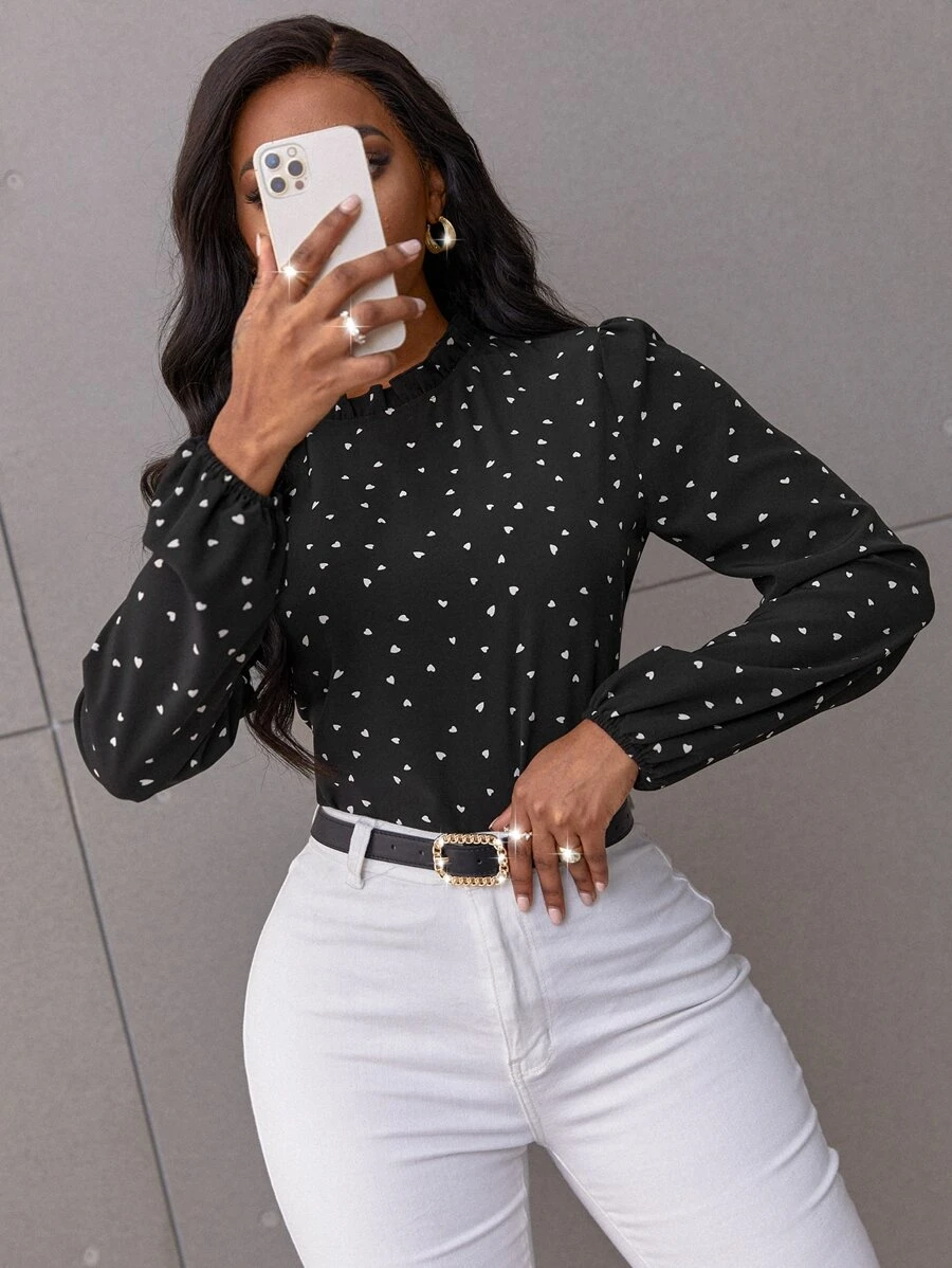 SHEIN LUNE Blouse à manches bouffantes avec imprimé cœur de confettis, col volant. Hauts à manches longues - Noir - Voir 1