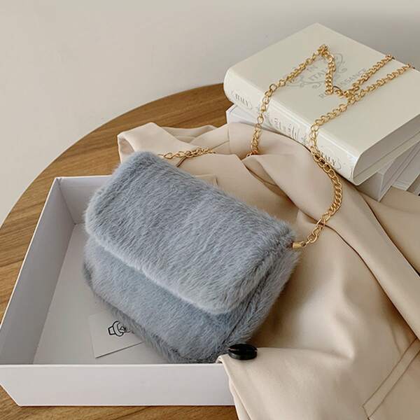 

Girls Minimalist Fluffy Chain Crossbody Bag, Grey