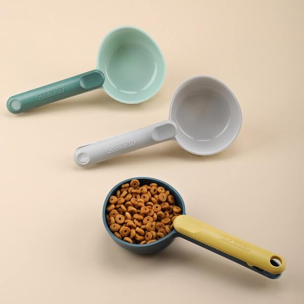 

1pc Multifunctional Pet Food Scoop, Multicolor