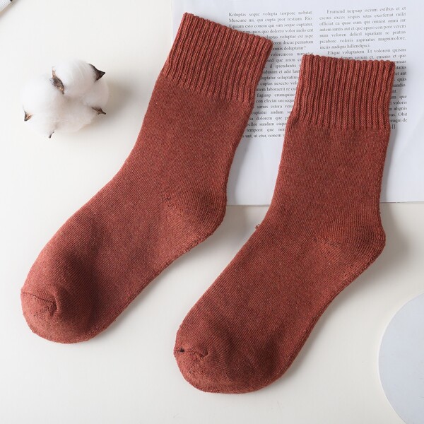 

Solid Crew Socks, Red