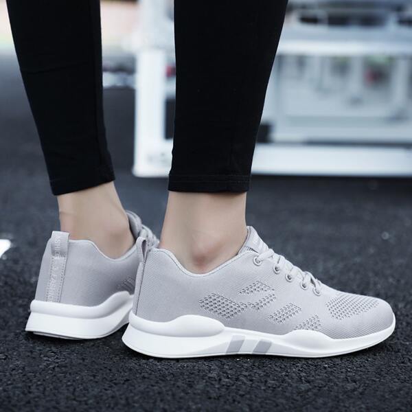 

Minimalist Breathable Running Shoes, Light grey
